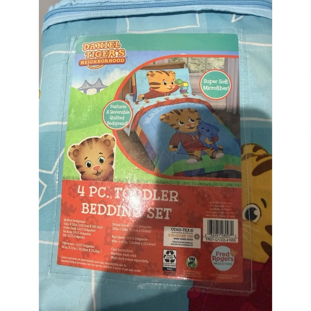 Daniel Tiger 4 Piece Microfiber‎ Toddler Bed Set In Packaging NEW